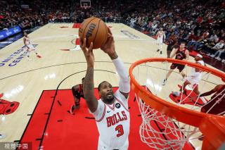 并最终因伤 并最终因伤